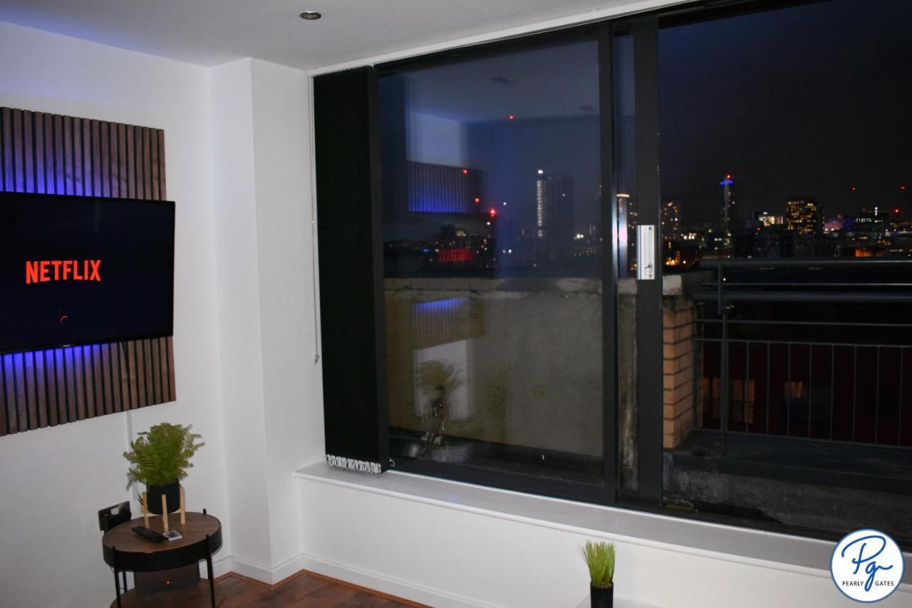 Penthouse - Amazing City Skyline Views - Balcony - Free Extra 2 Hours - Free Parking - Utilita Arena - Bullring Shopping - New St Station- Super King Size Bed Birmingham Exterior foto