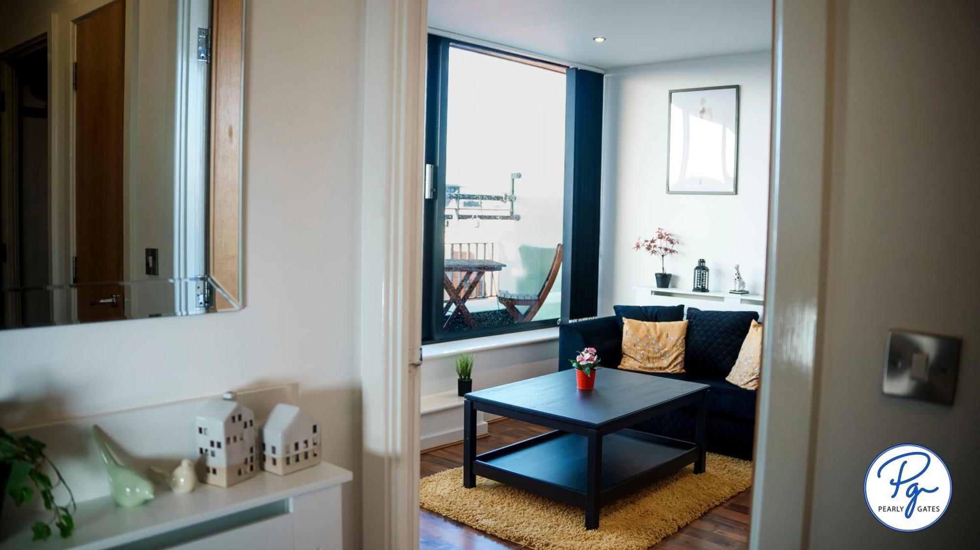 Penthouse - Amazing City Skyline Views - Balcony - Free Extra 2 Hours - Free Parking - Utilita Arena - Bullring Shopping - New St Station- Super King Size Bed Birmingham Exterior foto