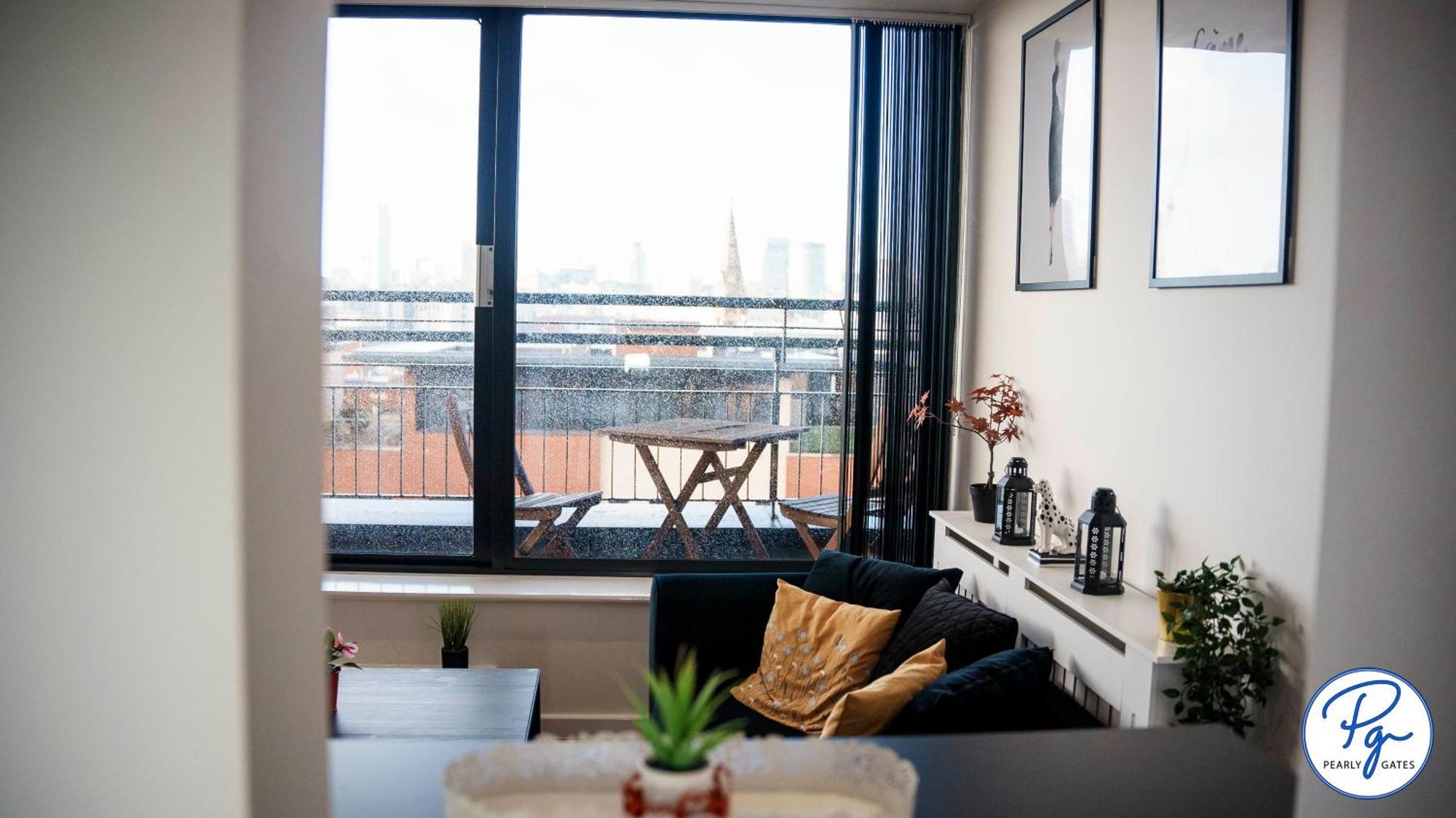Penthouse - Amazing City Skyline Views - Balcony - Free Extra 2 Hours - Free Parking - Utilita Arena - Bullring Shopping - New St Station- Super King Size Bed Birmingham Exterior foto